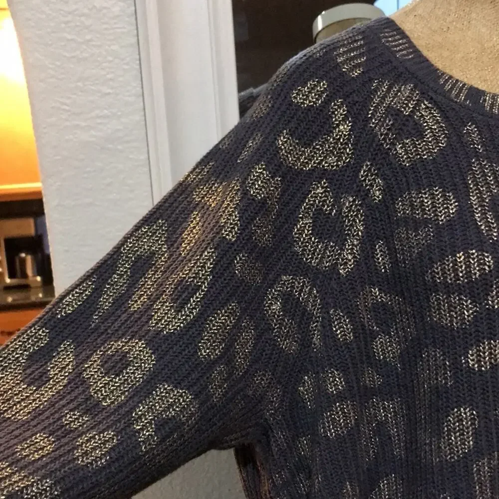 Torrid Dark Grey Gold Foil Leopard Rib Pullover Sweater Animal Print Size 2 2X - Picture 8 of 12